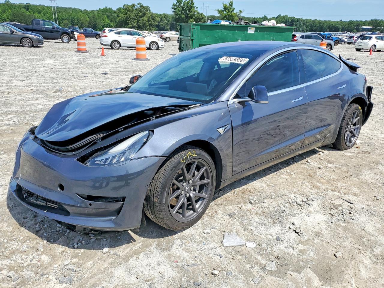 5YJ3E1EA2JF123811 · 2018 TESLA MODEL 3