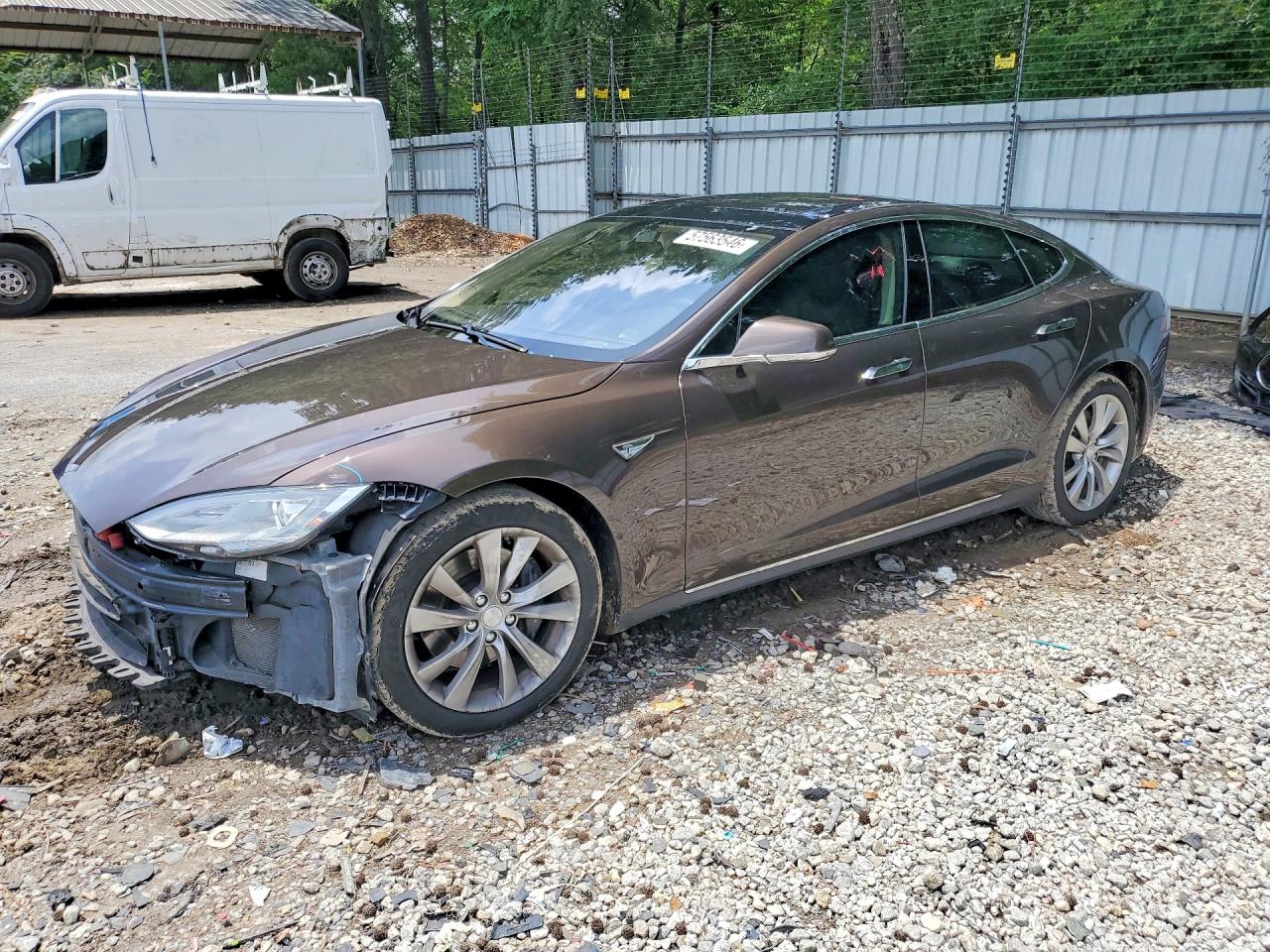 5YJSA1CN0DFP22496 · 2013 TESLA MODEL S