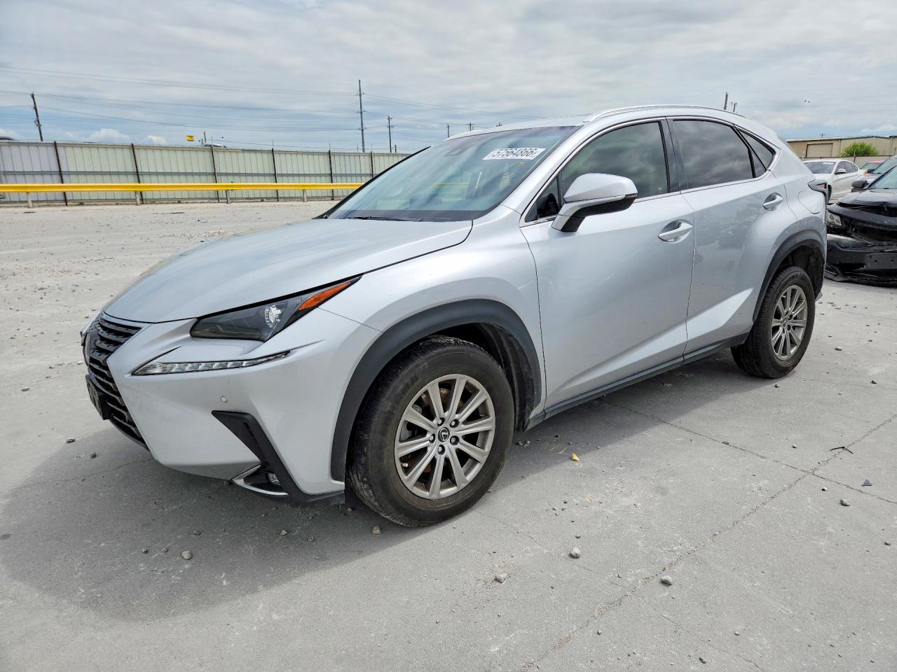 JTJYARBZ1K2140689 · 2019 LEXUS NX 300