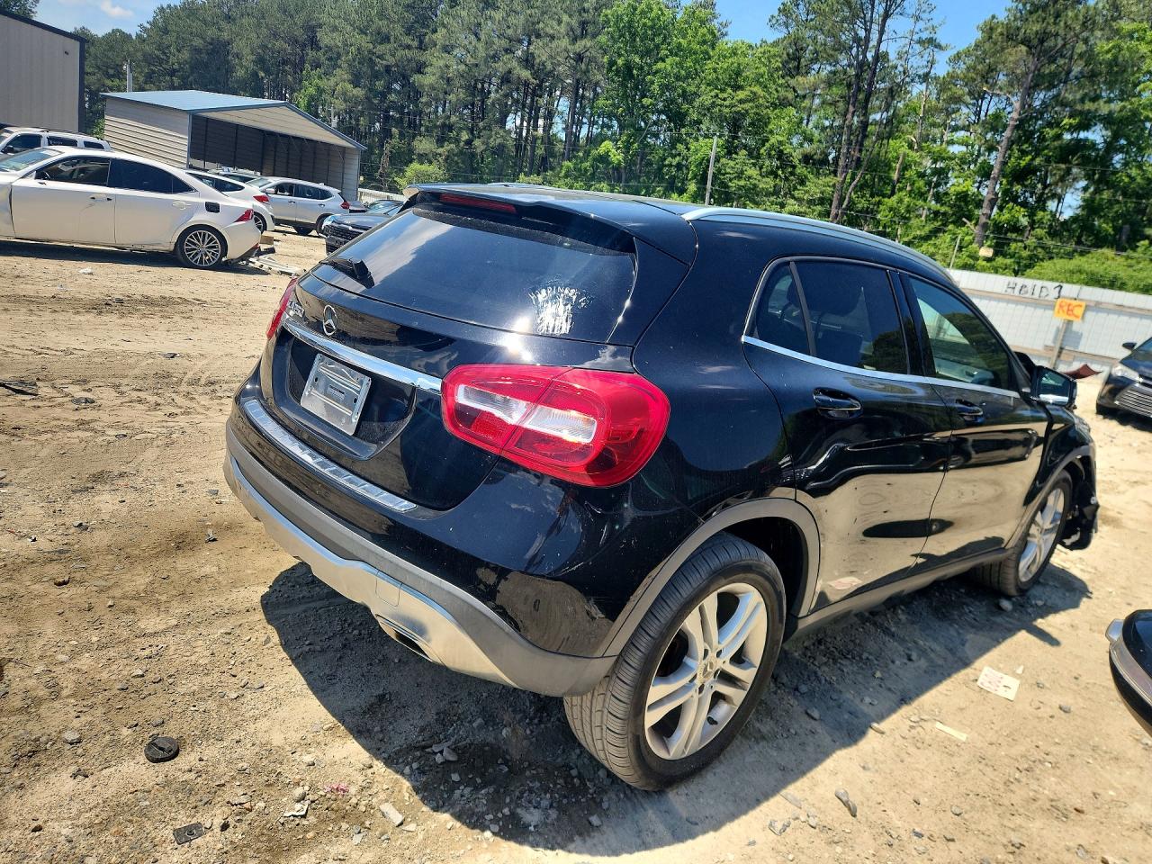 WDCTG4EB9JJ491376 · 2018 MERCEDES-BENZ GLA · 3/14