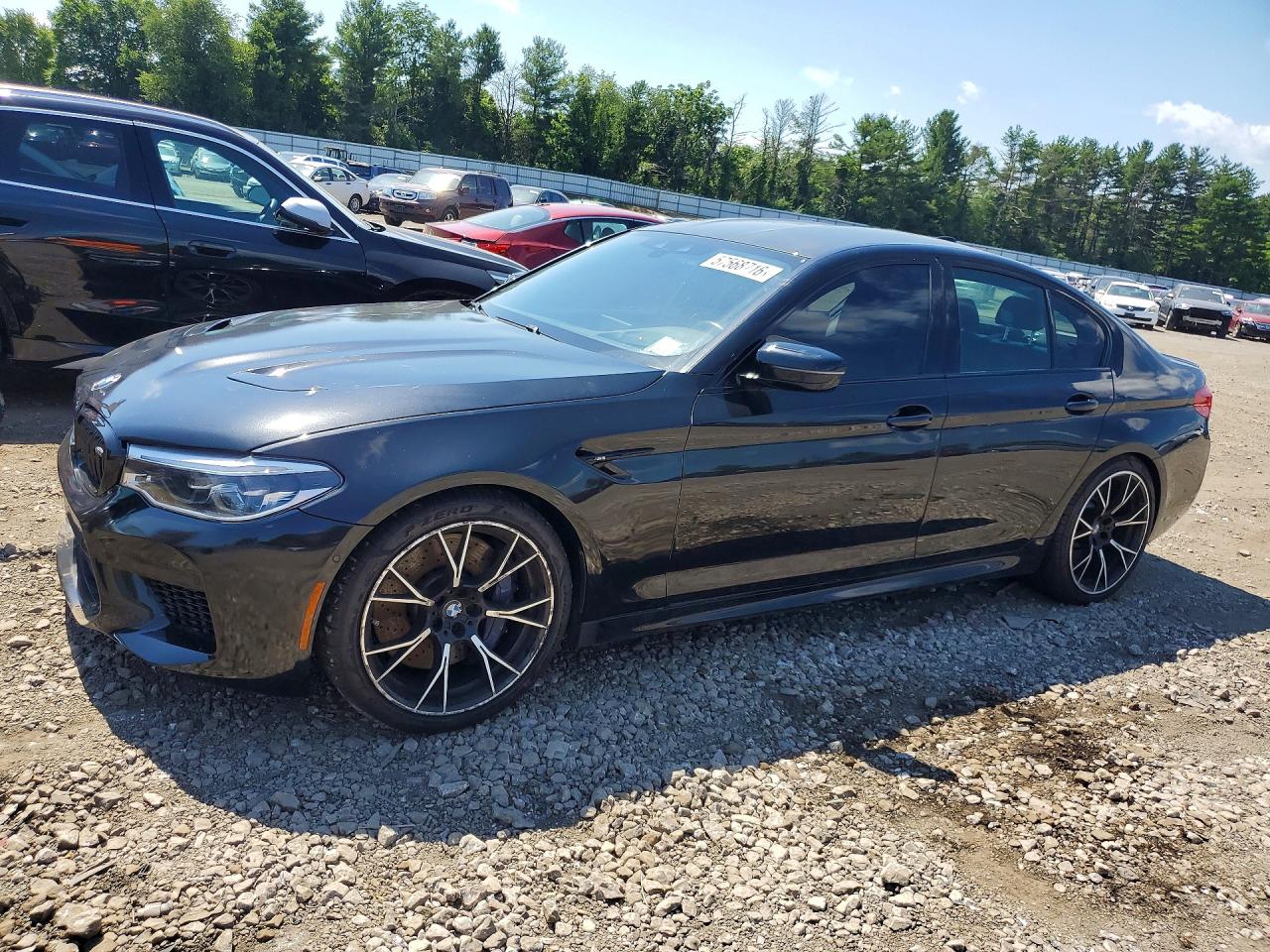 WBSJF0C5XKB284151 · 2019 BMW M5