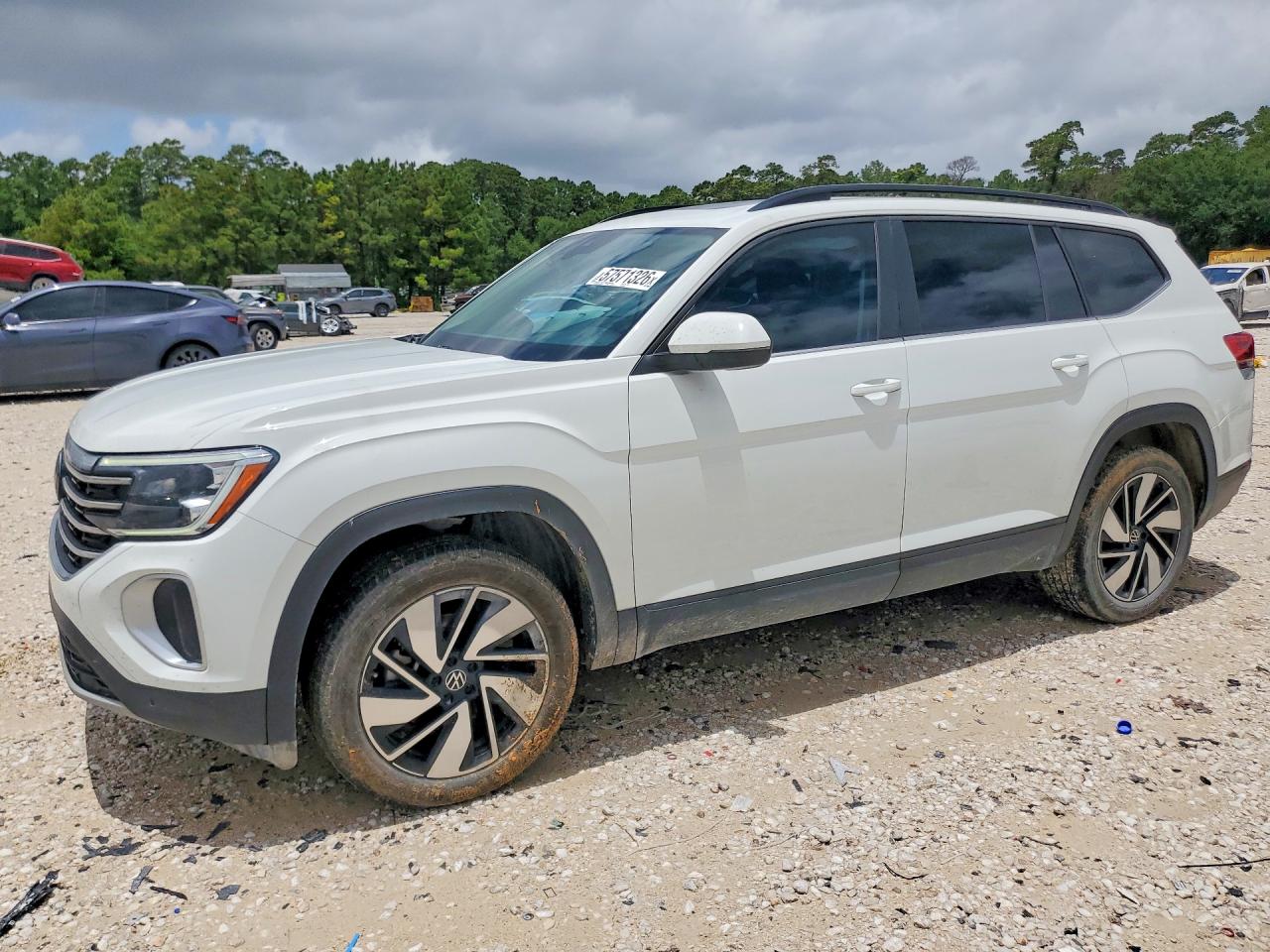 1V2JR2CA2RC585443 · 2024 VOLKSWAGEN ATLAS