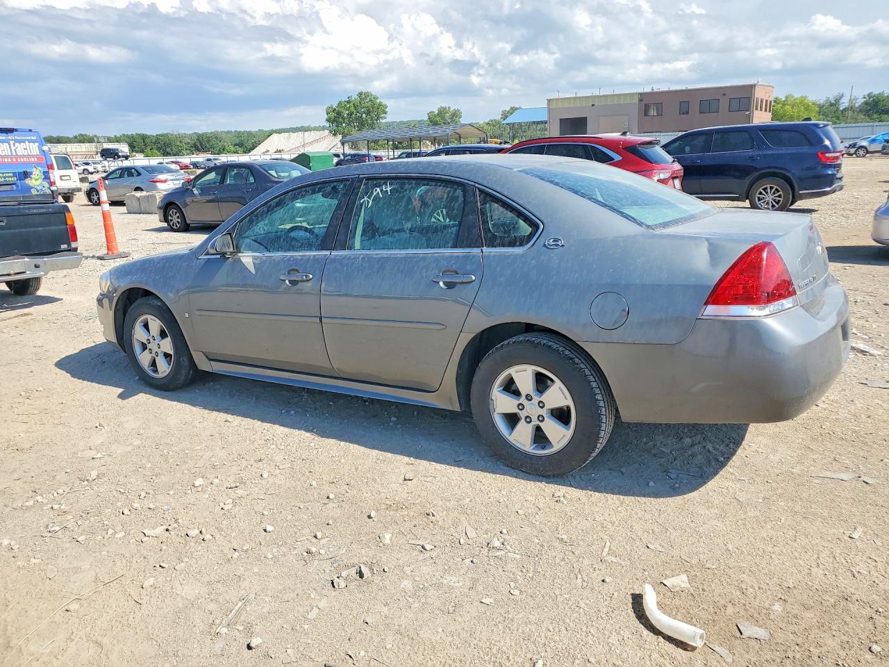 2G1WT57K591205295 · 2009 CHEVROLET IMPALA · 2/13