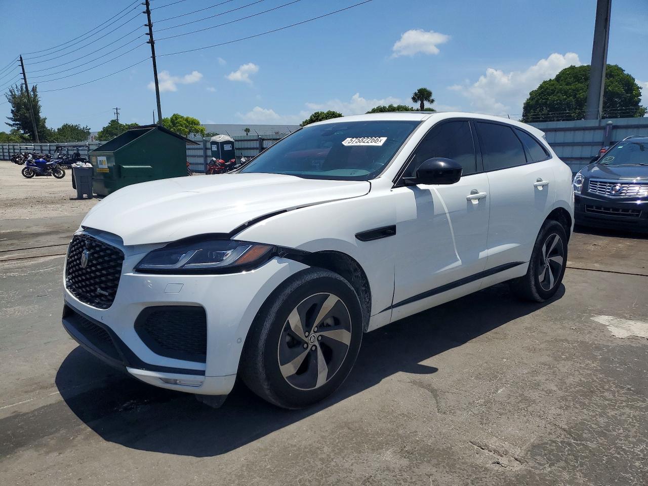 SADCT2EX3RA736030 · 2024 JAGUAR F-PACE