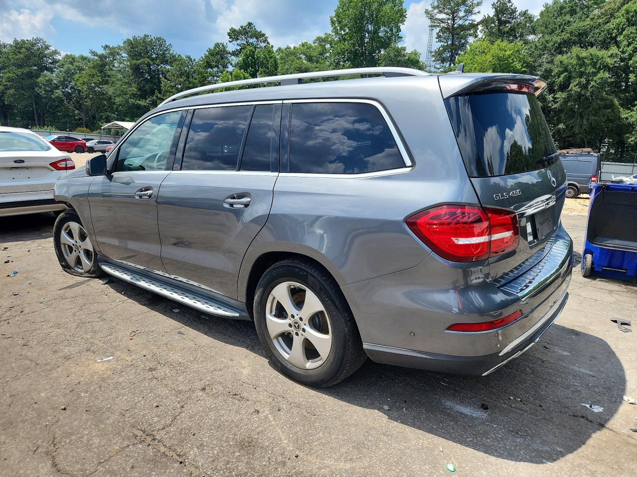 4JGDF6EEXJB164350 · 2018 MERCEDES-BENZ GLS · 2/14