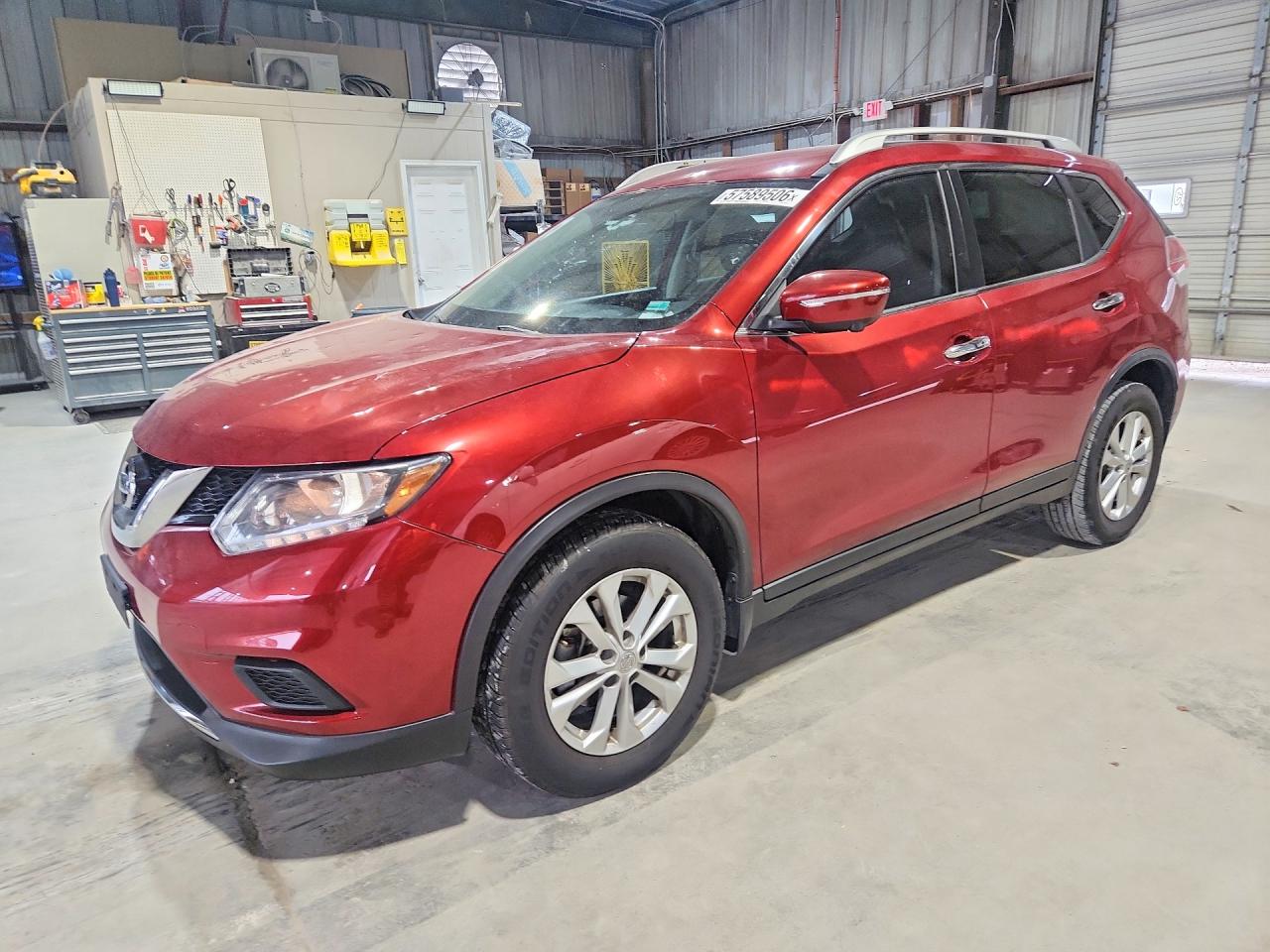 KNMAT2MT7GP667676 · 2016 NISSAN ROGUE