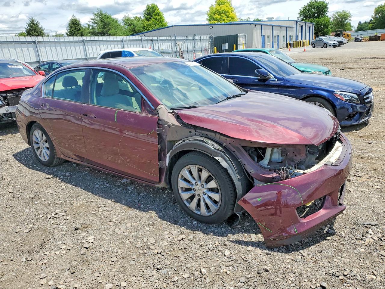 1HGCR2F70DA039241 · 2013 HONDA ACCORD · 4/12