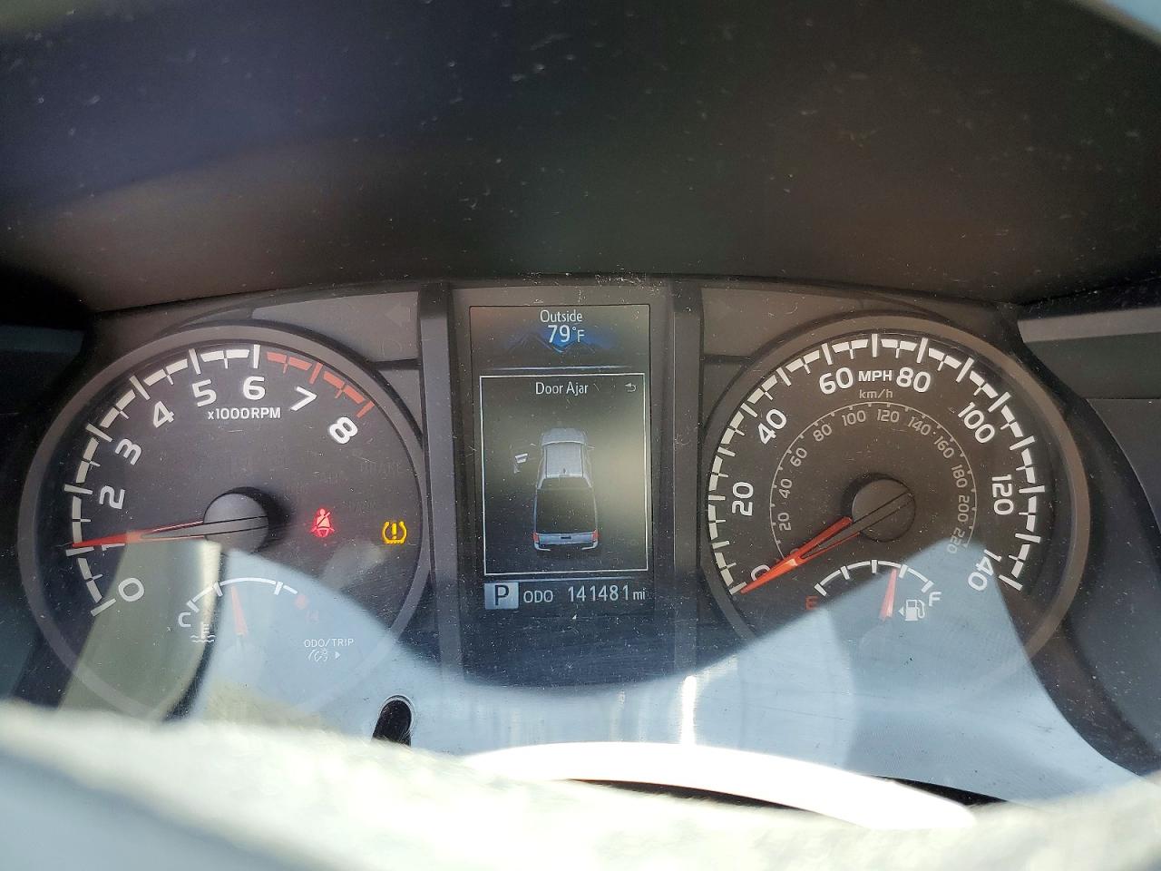 5TFCZ5AN4JX156190 · 2018 TOYOTA TACOMA · 9/12