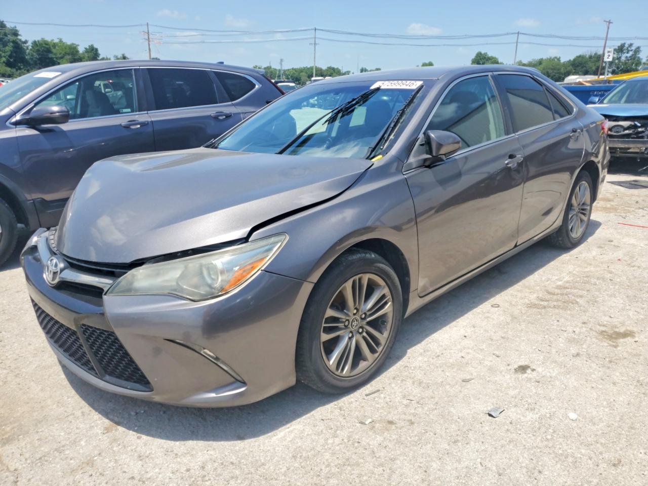 2016 TOYOTA CAMRY