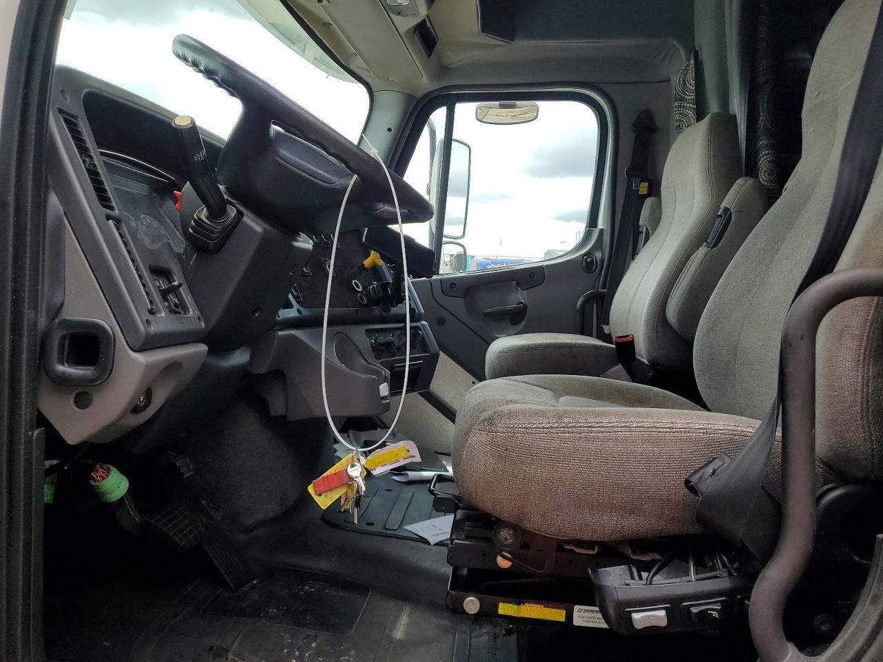 1FVAC4DVXKHKG3075 · 2019 FREIGHTLINER M2 · 5/10