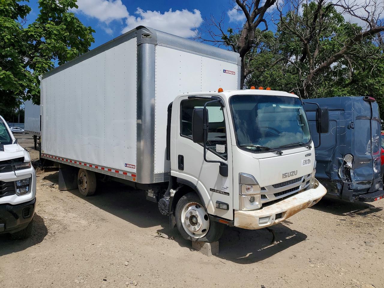 54DC4W1D1PS207626 · 2023 ISUZU NPR HD · 4/13