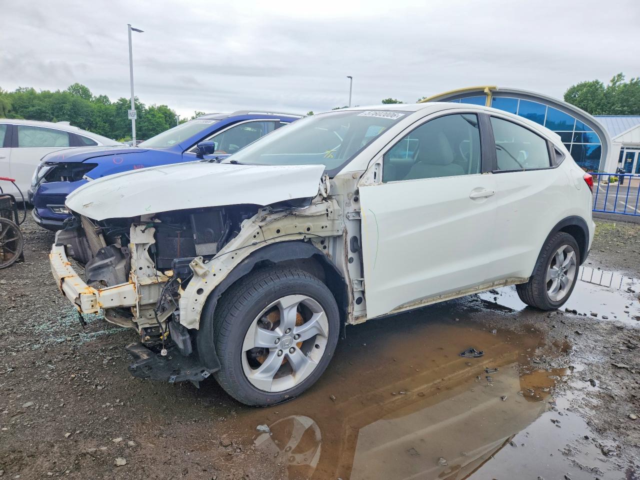 3CZRU6H38GM715994 · 2016 HONDA HR-V