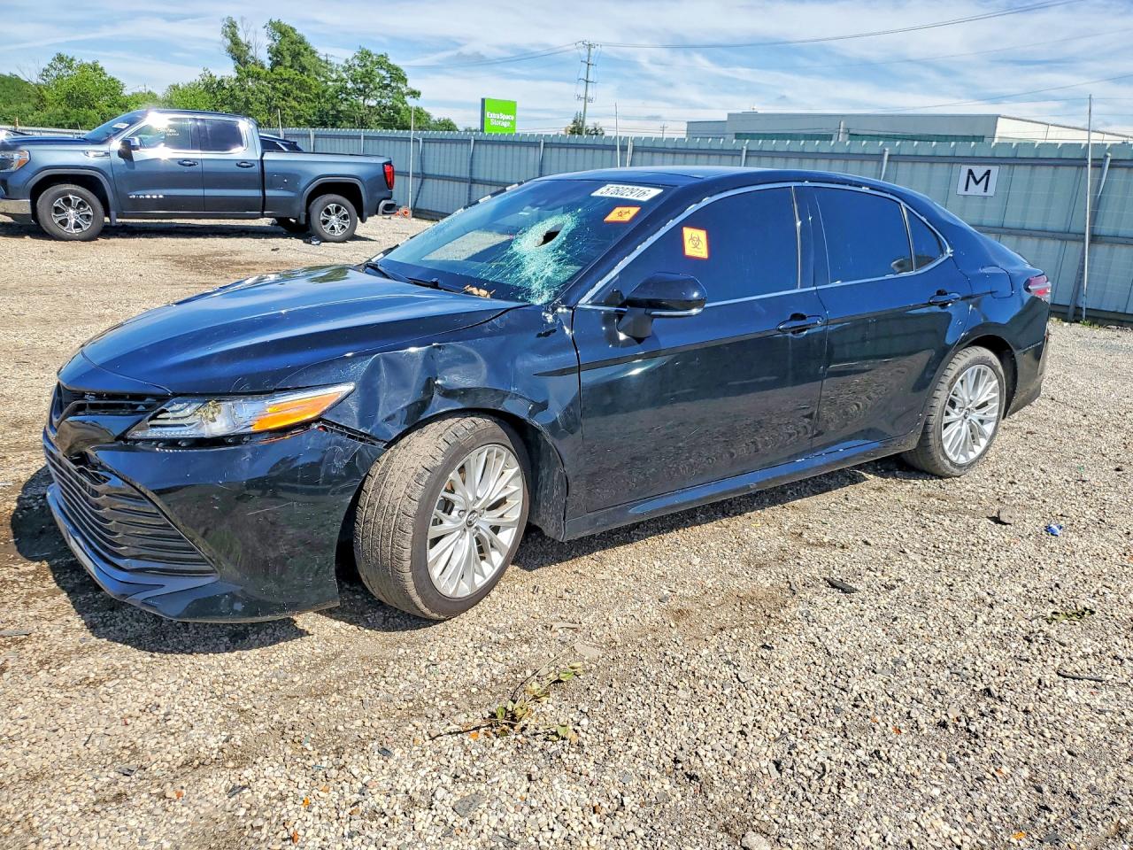 4T1B11HK1JU117142 · 2018 TOYOTA CAMRY