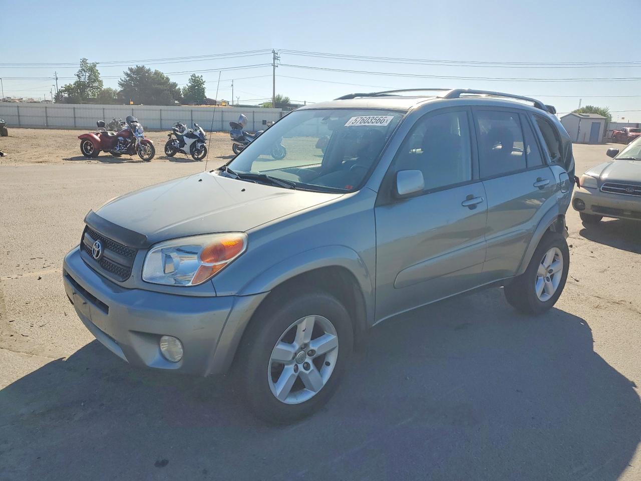 JTEHD20VX40014732 · 2004 TOYOTA RAV4