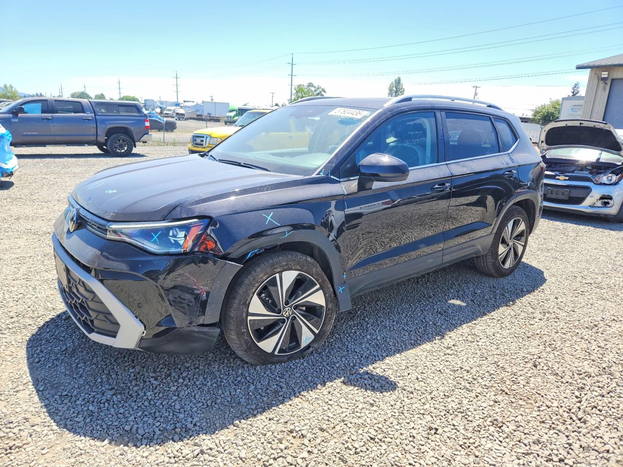 2025 VOLKSWAGEN TAOS