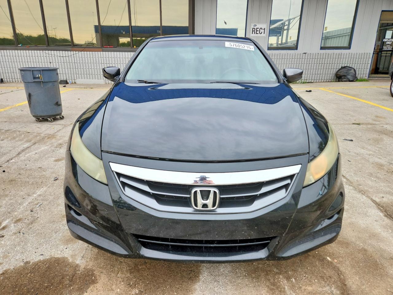 1HGCS2B82BA005236 · 2011 HONDA ACCORD · 5/12
