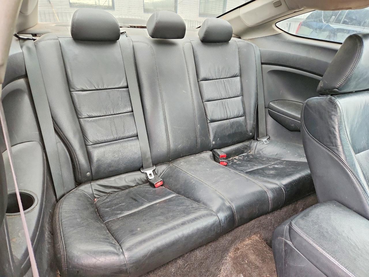 1HGCS2B82BA005236 · 2011 HONDA ACCORD · 10/12