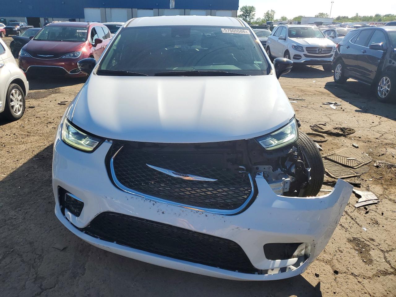 2C4RC1BG7SR531770 · 2025 CHRYSLER PACIFICA · 5/13