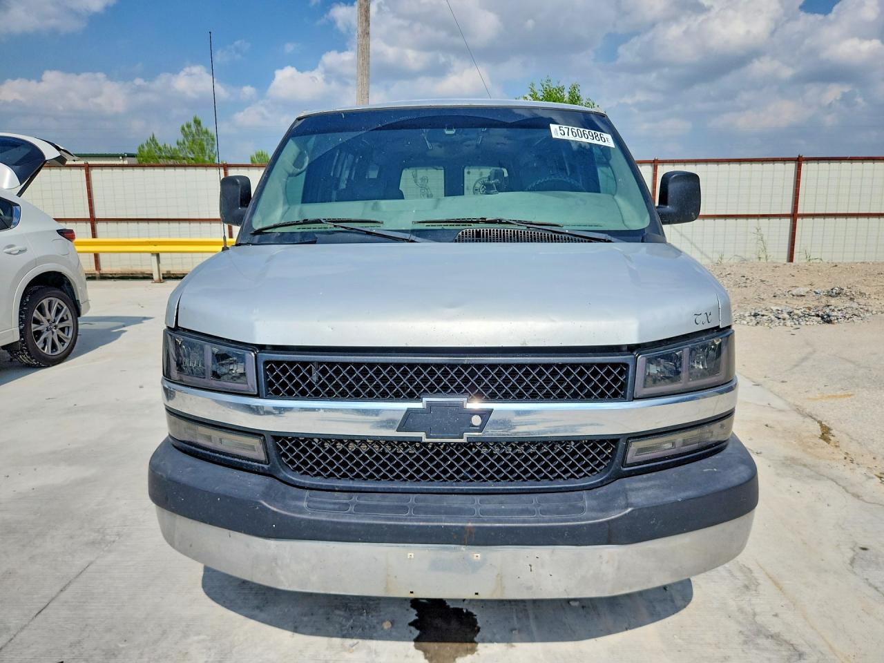 1GBFG15T351243001 · 2005 CHEVROLET EXPRESS G1500 · 5/13