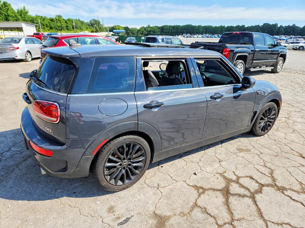 WMWLV7C01L2N13119 · 2020 MINI COOPER · 3/12
