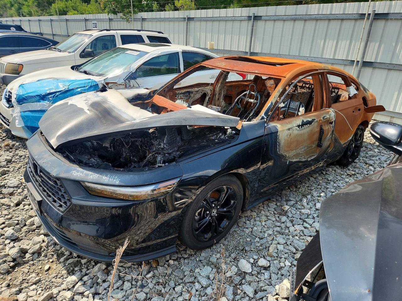 2025 HONDA ACCORD