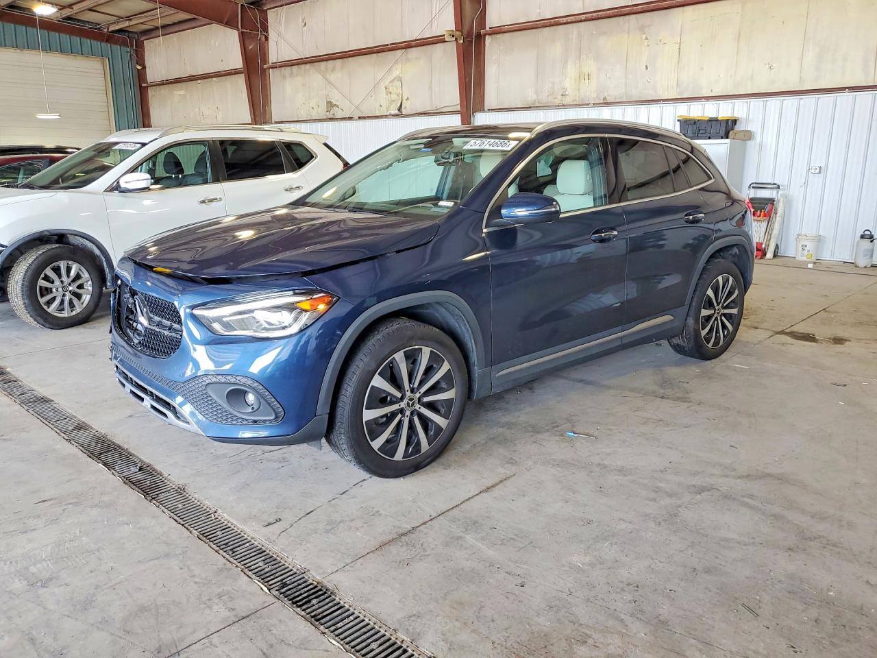 2021 MERCEDES-BENZ GLA