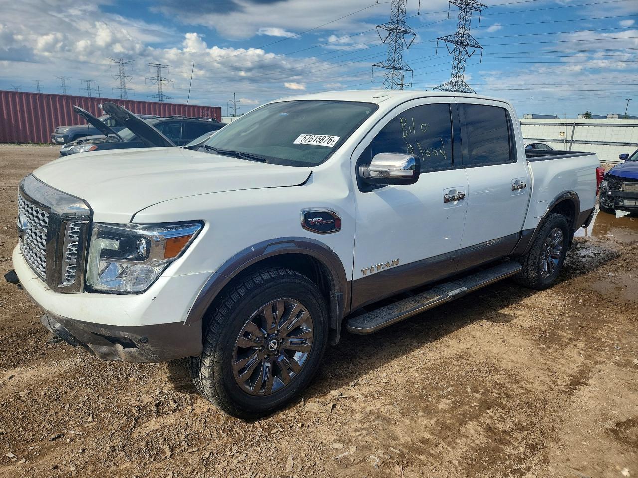 1N6AA1E58HN530028 · 2017 NISSAN TITAN