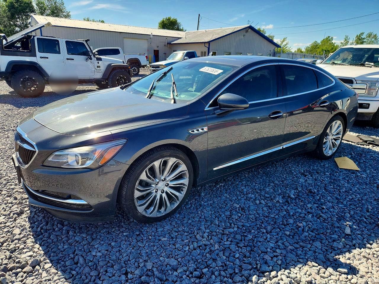 1G4ZR5SS1HU187192 · 2017 BUICK LACROSSE