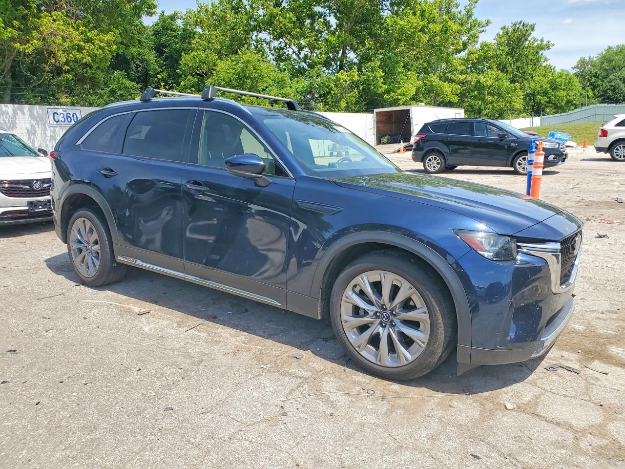 JM3KKDHD6R1180178 · 2024 MAZDA CX-90 · 4/13