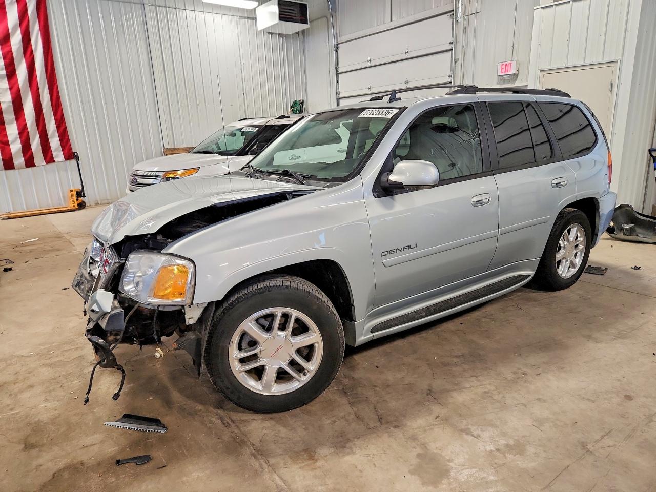 1GKET63M382115842 · 2008 GMC ENVOY