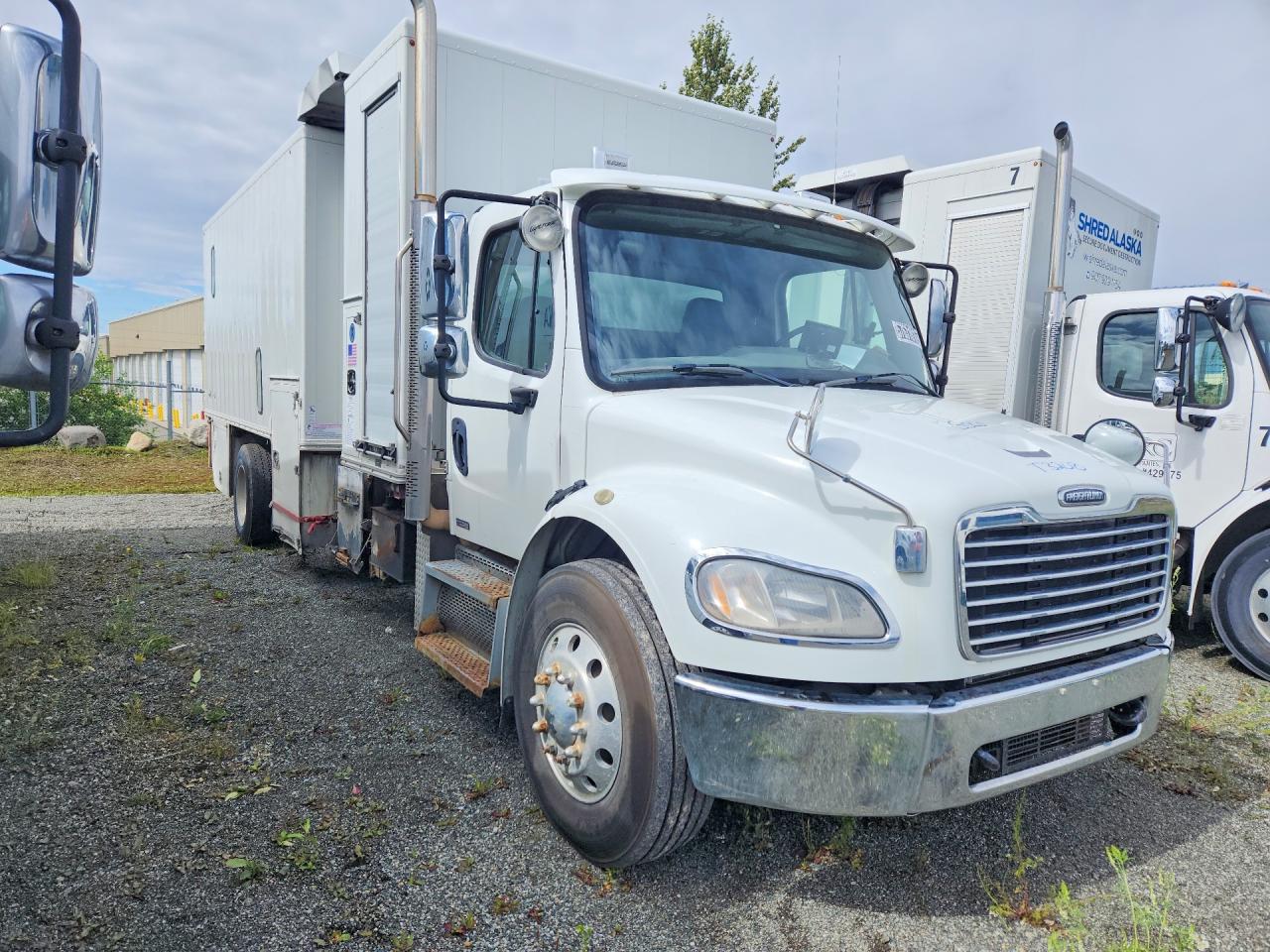 1FVACXDT8ADAT3208 · 2010 FREIGHTLINER M2 · 4/12