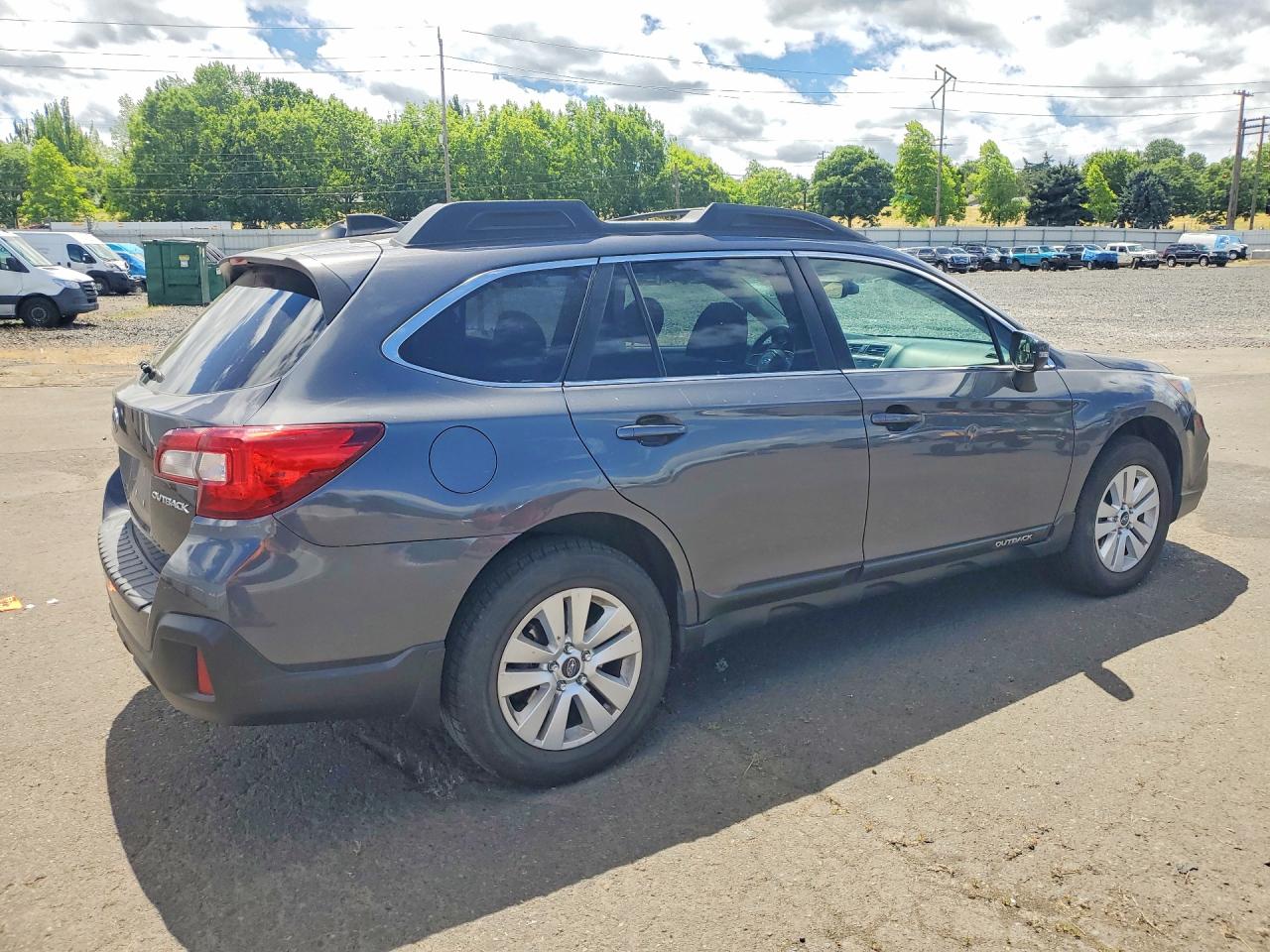 4S4BSAHC1J3332306 · 2018 SUBARU OUTBACK · 3/12