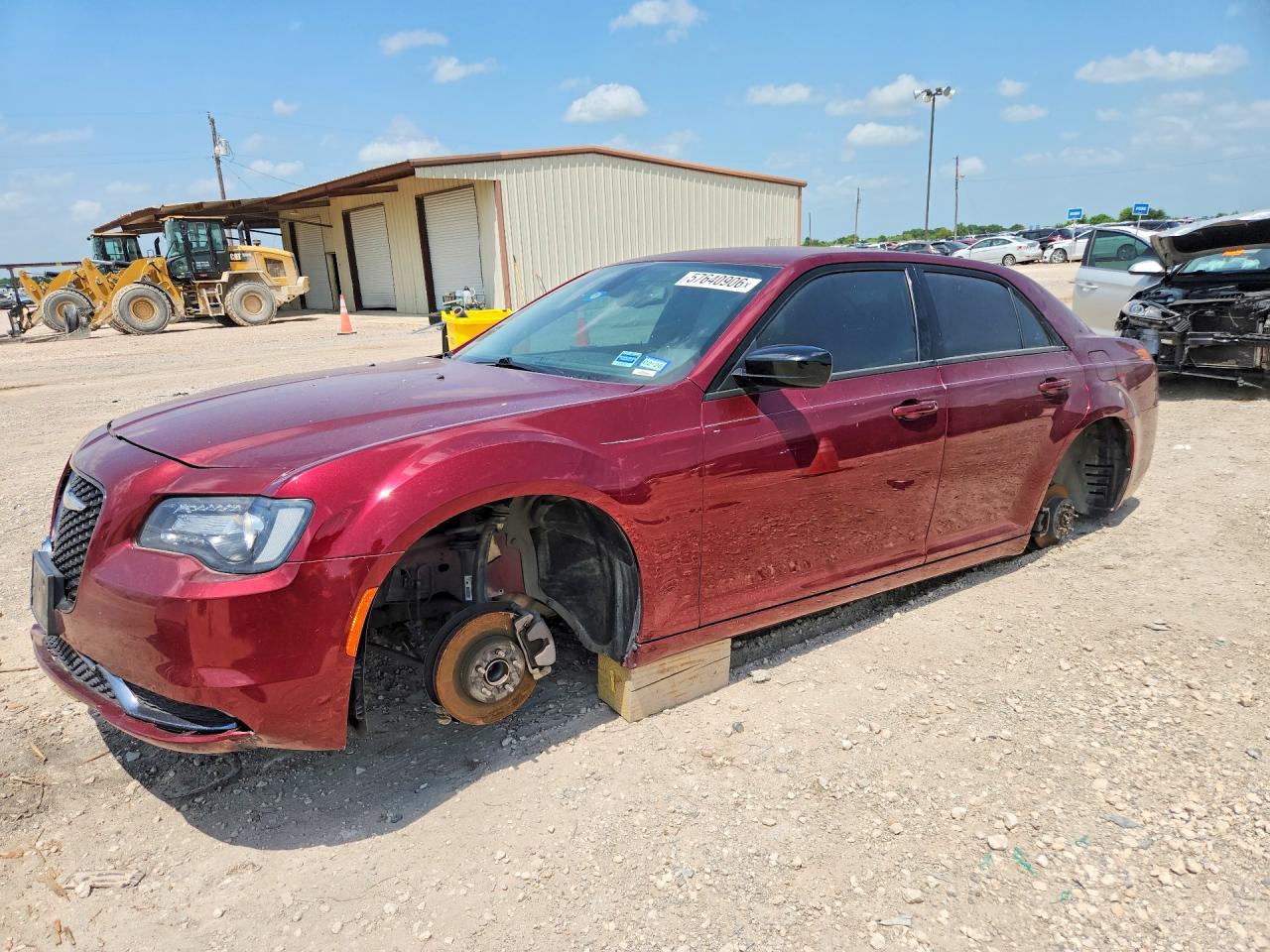 2C3CCAAG8JH293248 · 2018 CHRYSLER 300