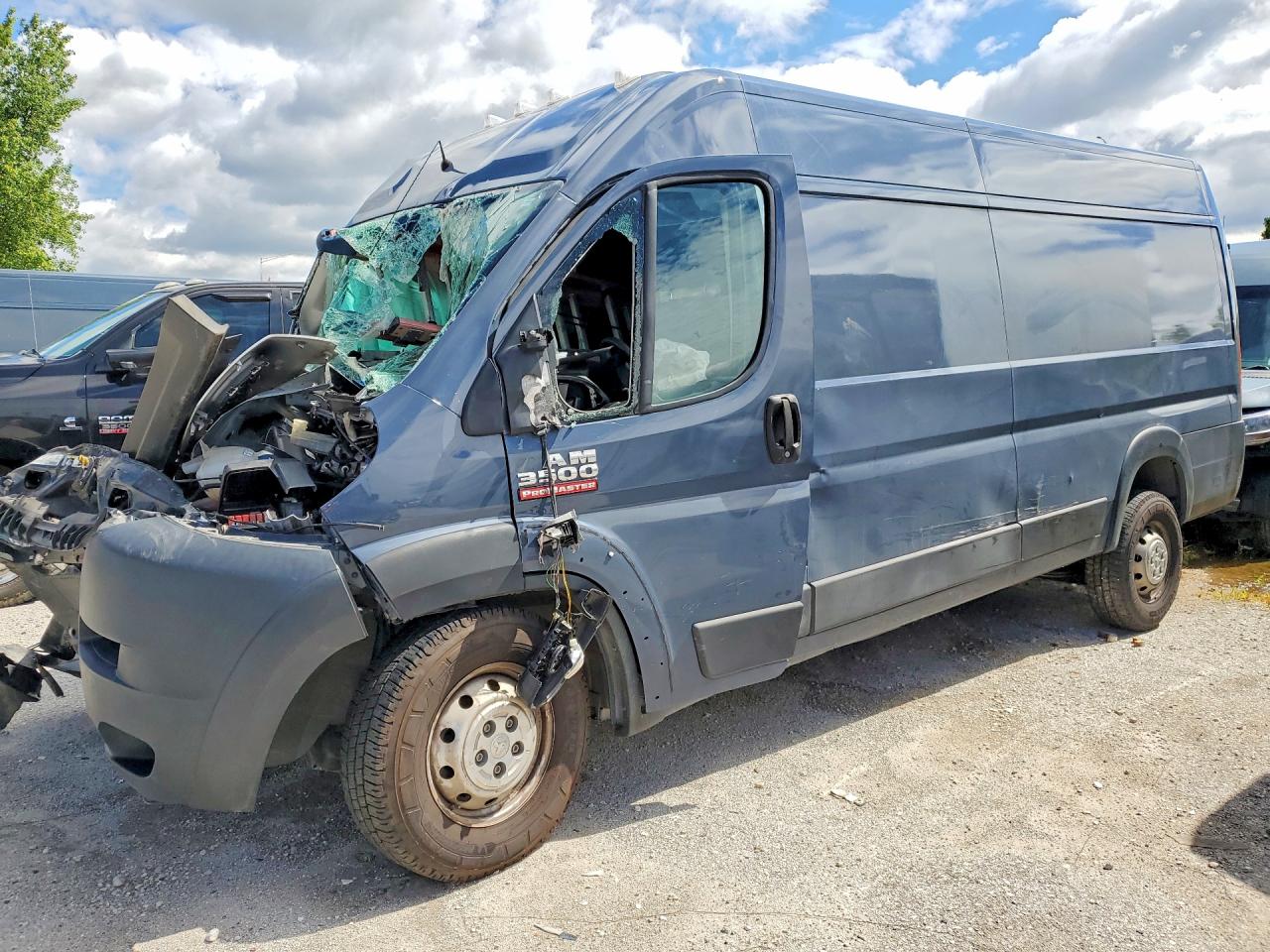 3C6URVJG3KE555493 · 2019 RAM PROMASTER 3500