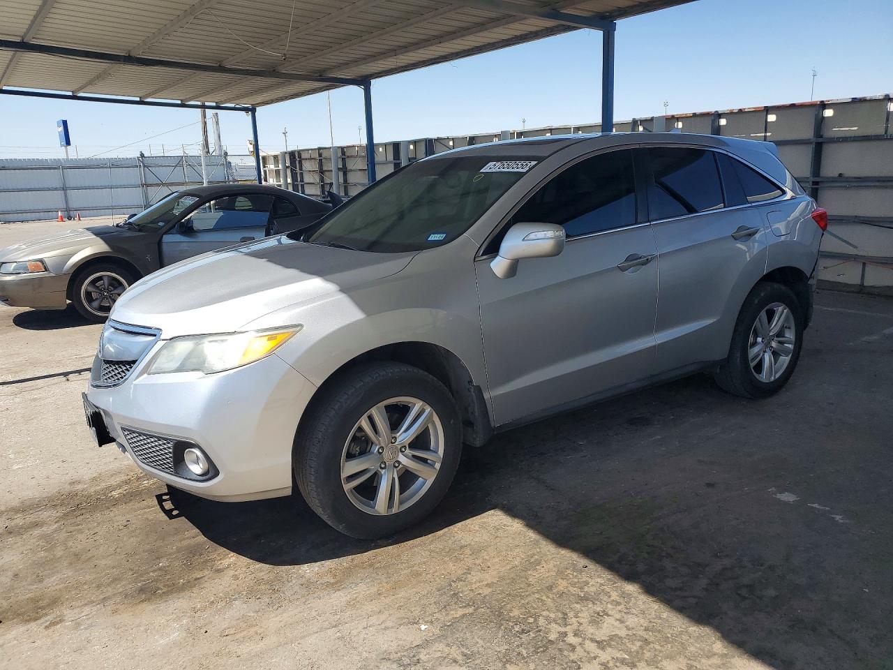 5J8TB3H5XFL016708 · 2015 ACURA RDX