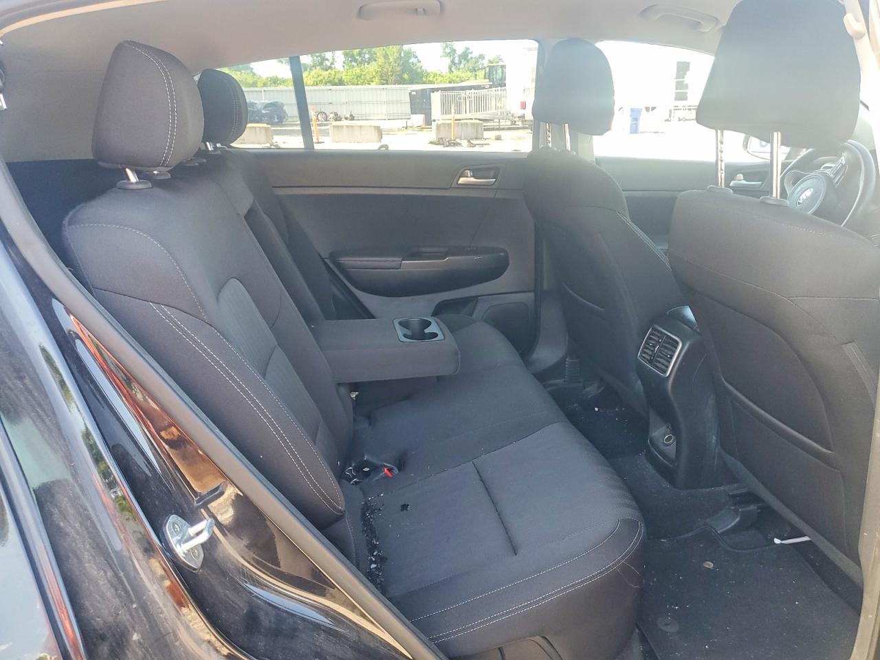 KNDPMCAC6H7243473 · 2017 KIA SPORTAGE · 10/12