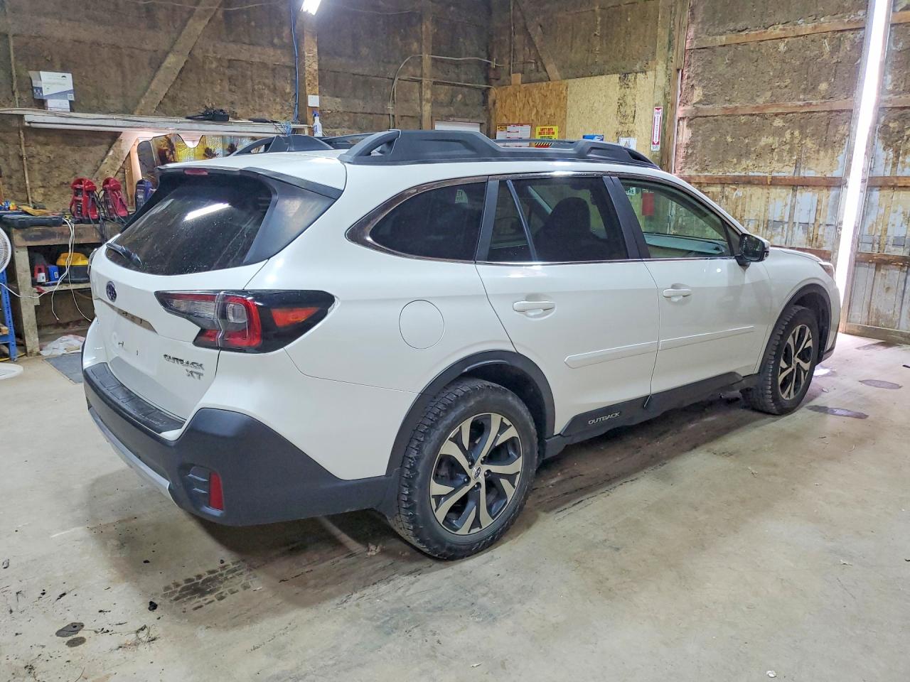 4S4BTGND9L3223270 · 2020 SUBARU OUTBACK · 3/13