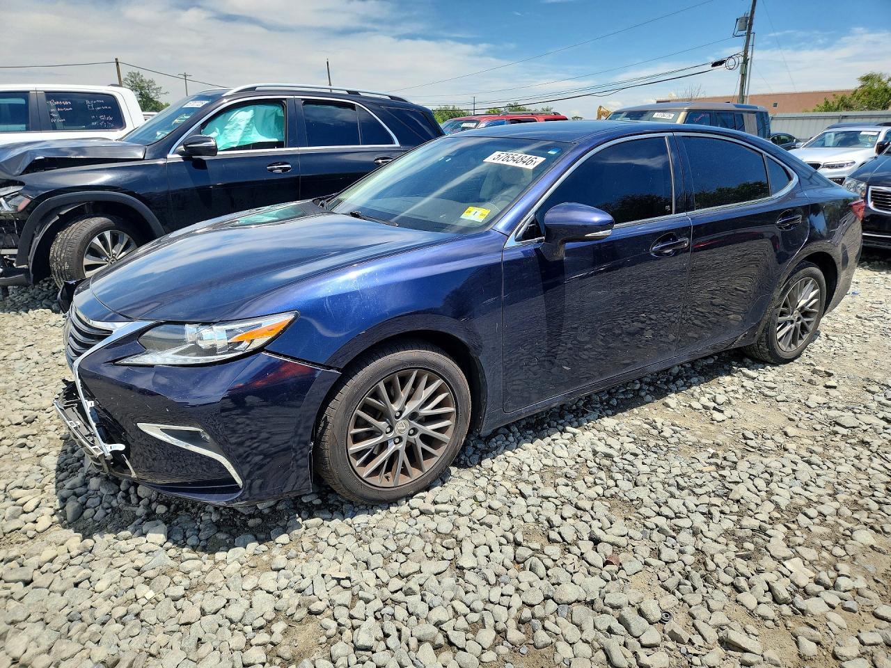 58ABK1GG4JU090439 · 2018 LEXUS ES
