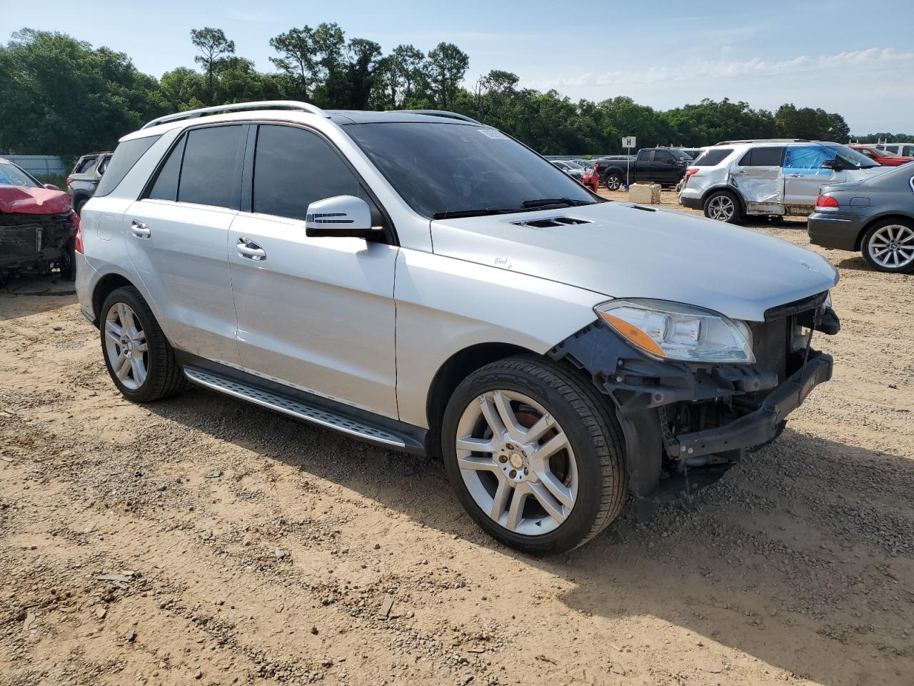 4JGDA5JBXFA593473 · 2015 MERCEDES-BENZ ML 350 · 4/13
