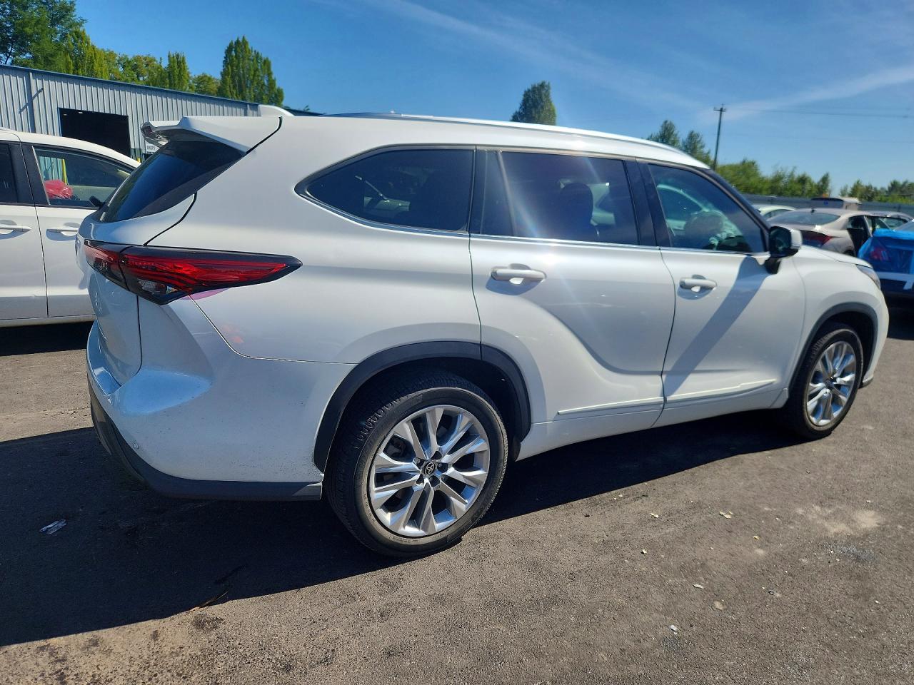 5TDYARAHXMS005007 · 2021 TOYOTA HIGHLANDER HYBRID · 3/13