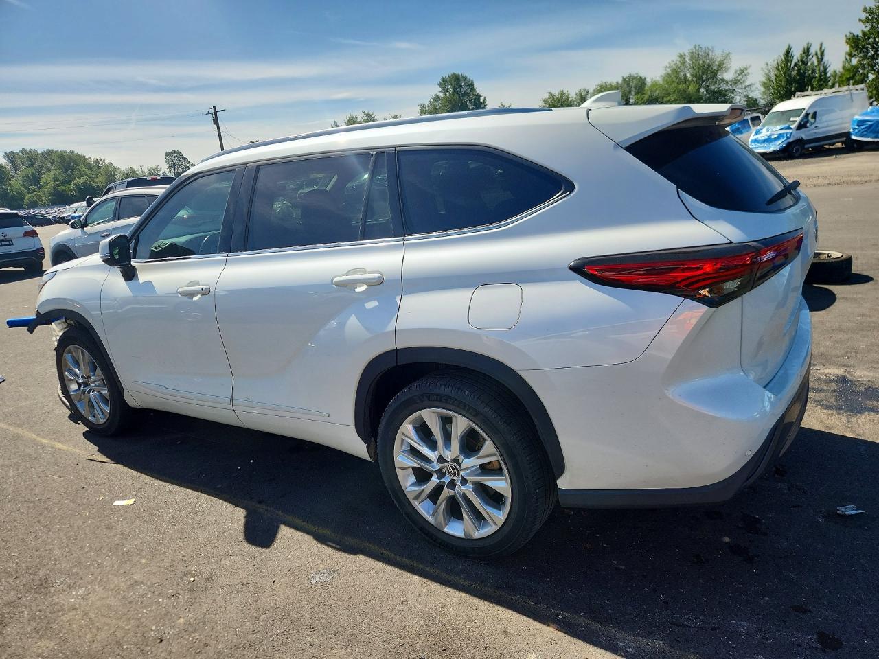 5TDYARAHXMS005007 · 2021 TOYOTA HIGHLANDER HYBRID · 2/13
