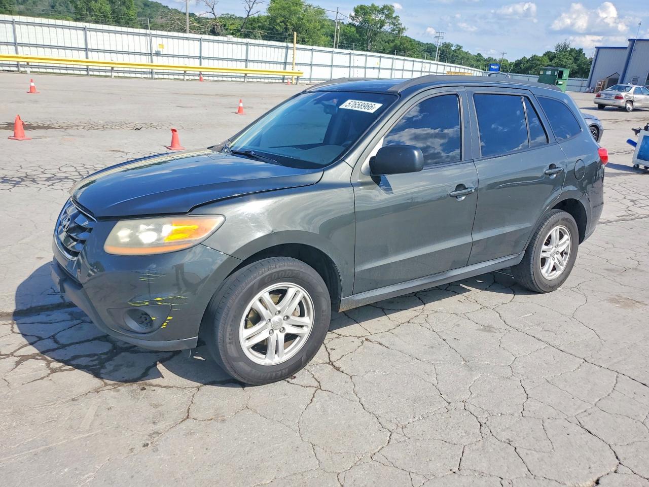 5XYZGDAB9BG074394 · 2011 HYUNDAI SANTA FE
