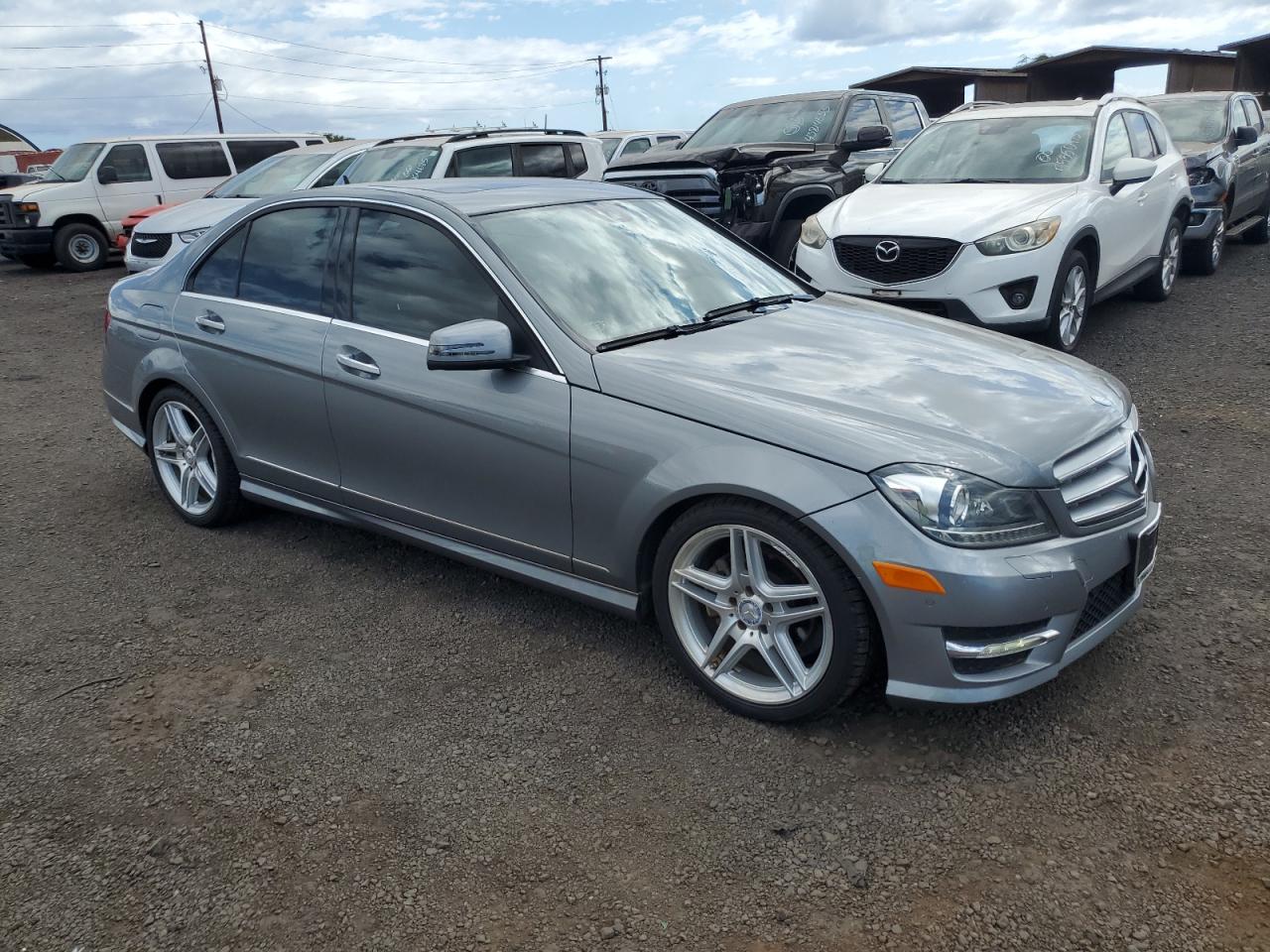 WDDGF4HB1DR271957 · 2013 MERCEDES-BENZ C · 4/12