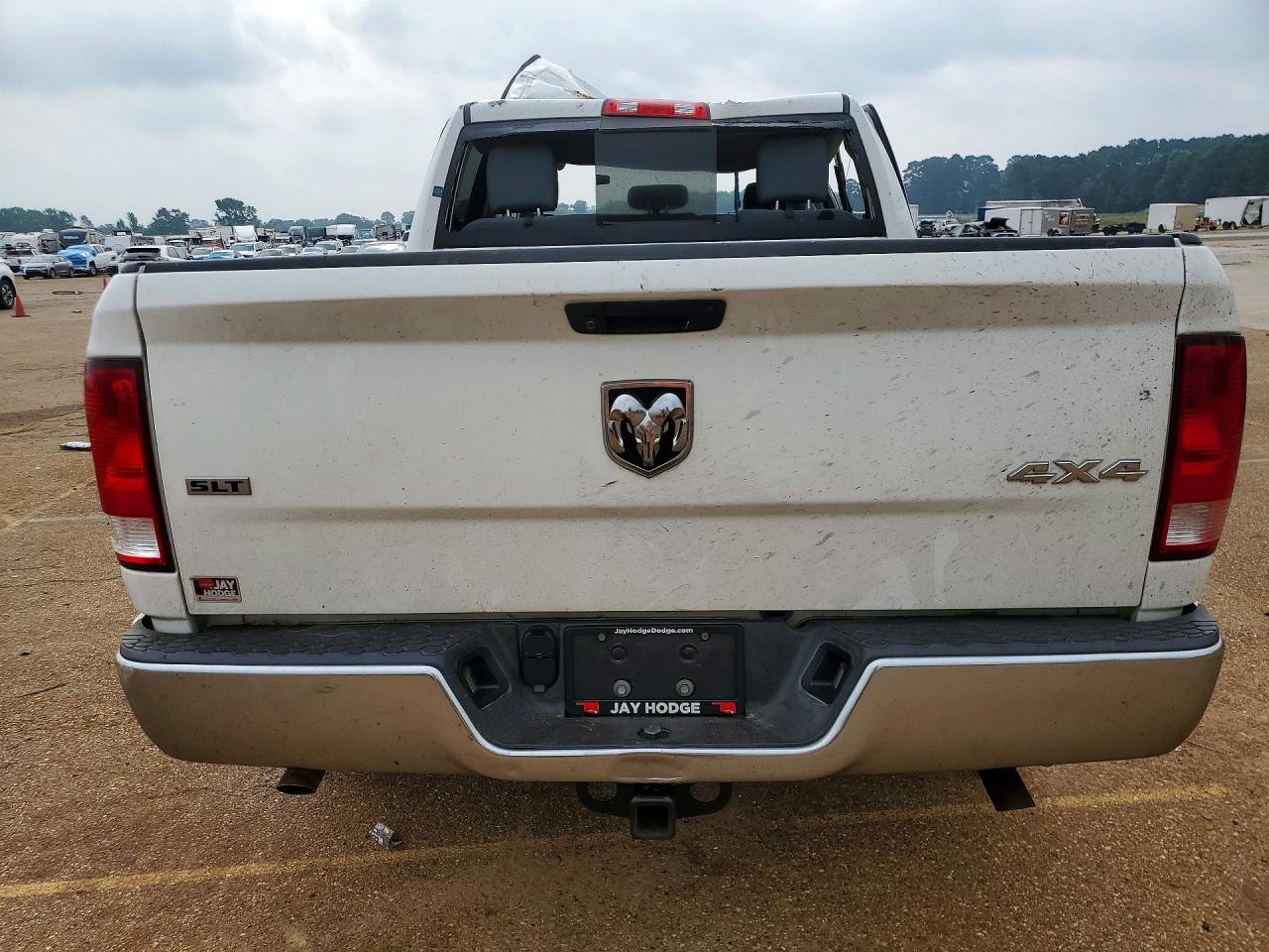 1C6RR7TT4LS100579 · 2020 RAM 1500 CLASSIC · 6/12