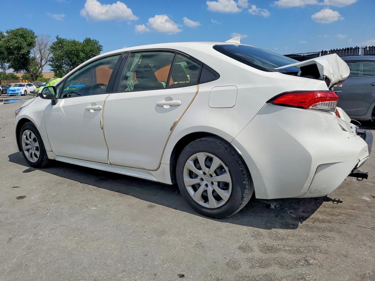 JTDBCMFE7P3024895 · 2023 TOYOTA COROLLA HYBRID · 2/12