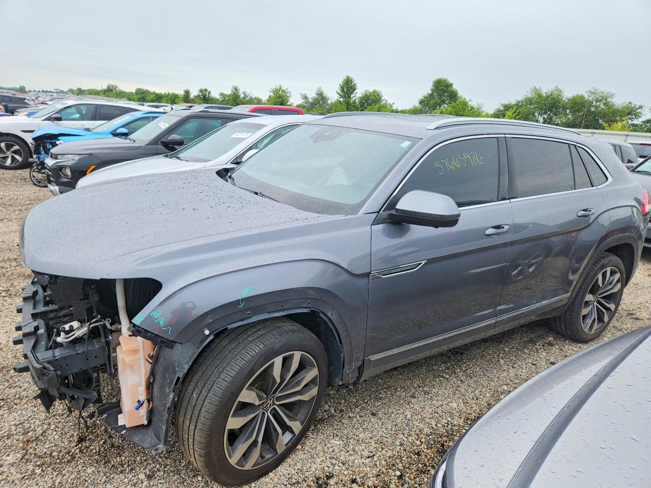 1V2TE2CA7LC231235 · 2020 VOLKSWAGEN ATLAS CROSS SPORT