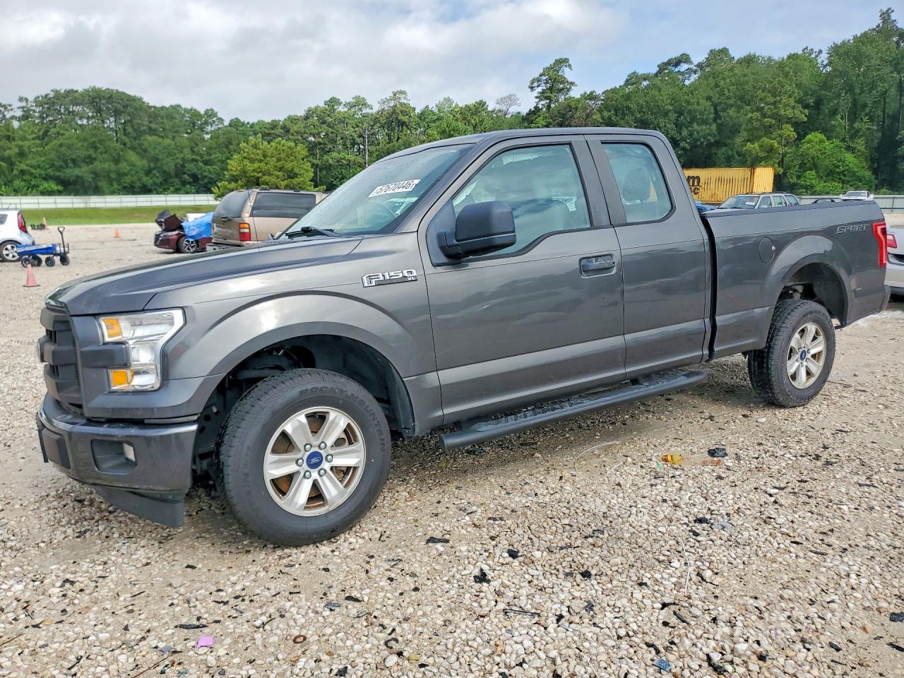 1FTEX1C80HKE14453 · 2017 FORD F150