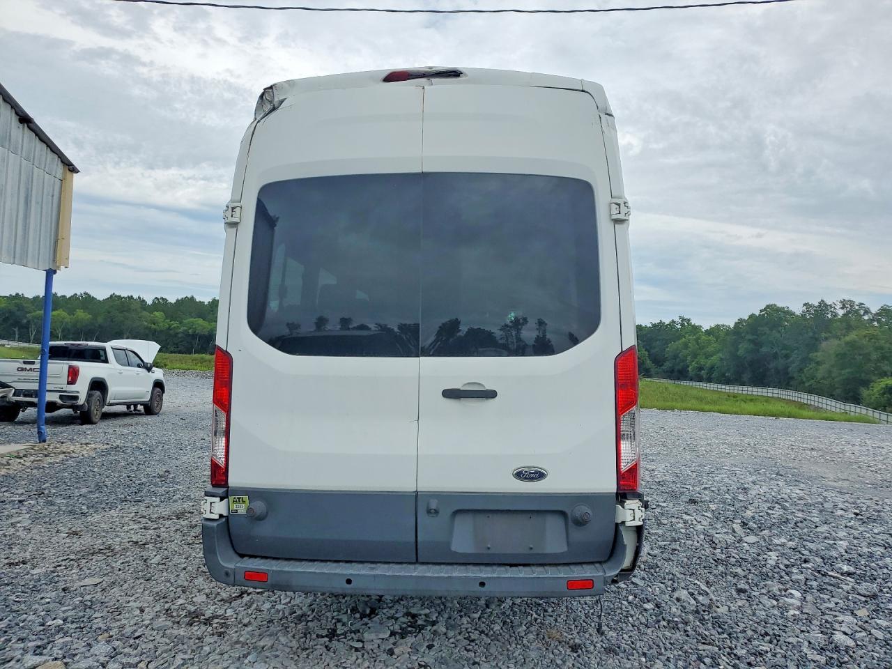 1FBVU4XG0FKA13210 · 2015 FORD TRANSIT · 6/13