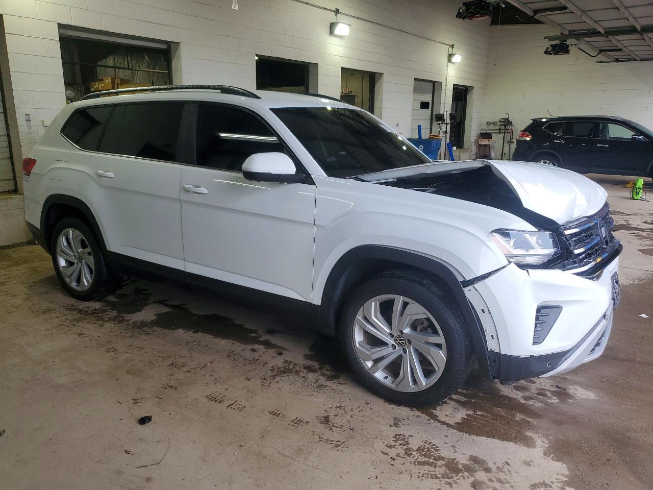 1V2HR2CA3MC562874 · 2021 VOLKSWAGEN ATLAS · 4/14