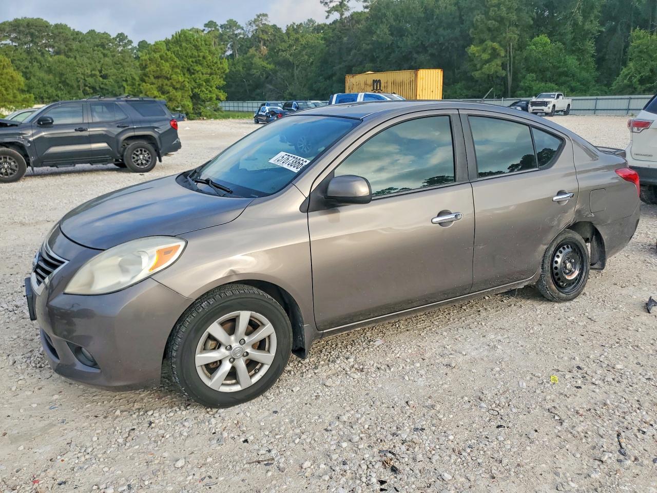 3N1CN7AP6DL835549 · 2013 NISSAN VERSA